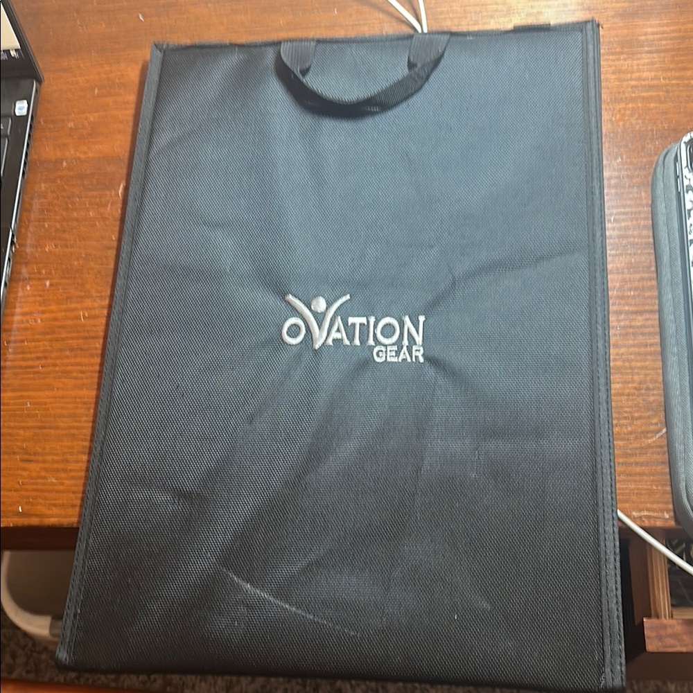 Ovation foldable hanging mirror